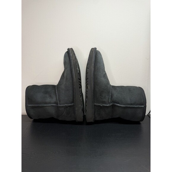 Ugg Classic II Weather Short Black Suede Boots Kids Sz 1 - Picture 4 of 8